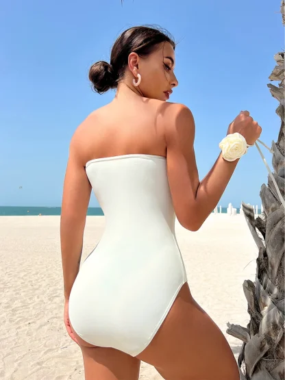 Chic Beachwear One Piece Swimsuit - Image 2